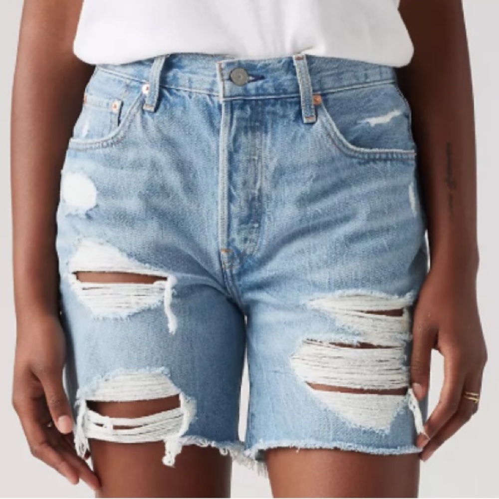 Levi’s 501 Mid Thigh shorts